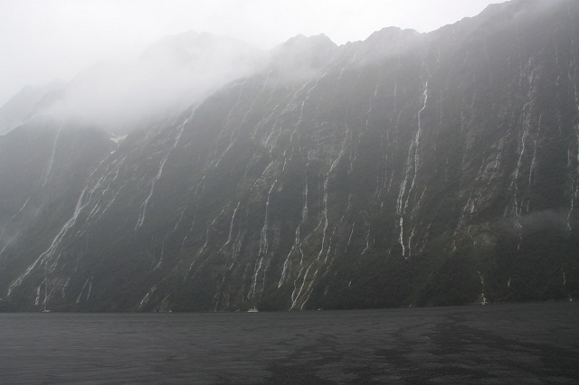 milford_cascades